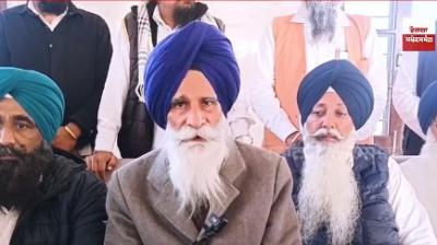  ਸਿੱਖ ਆਗੂ ਜਗਦੀਸ਼ ਸਿੰਘ ਝੀਂਡਾ ਪੱਤਰਕਾਰਾਂ ਨਾਲ ਗੱਲਬਾਤ ਕਰਦੇ ਹੋਏ 