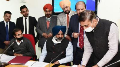 Punjab Govt's initiative to provide career counselling and higher education to commerce students