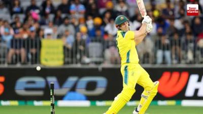 Australia beat India by 7 wickets in the first ODI