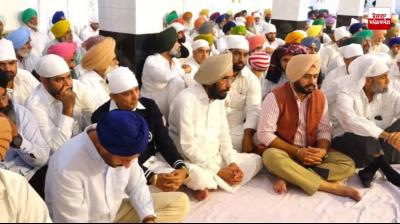 The last prayers of Gurnam Kaur, wife of Babu Mann and mother of Amitoj Mann.