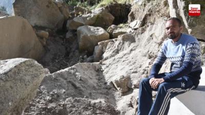 Mukesh, who lost his entire family in the floods, is forced to stumble...