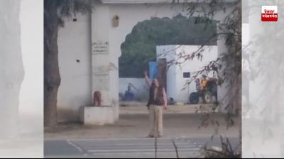 Police officer accused of snatching pistol, car and assault