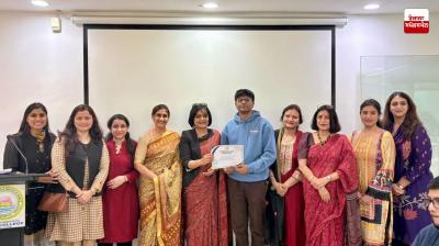 Shreyansh and Rouhani won the book review competition of GGDSD College, Chandigarh