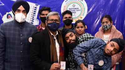 CEO Punjab hands-over Voter ID Cards to Sohna-Mohna & five more new voters