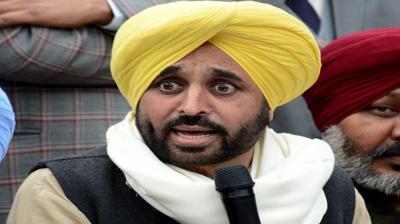 Bhagwant mann harsimrat kaur badal aam aadmi party