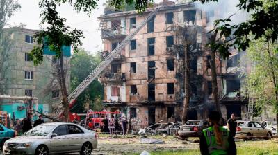  6 killed in a Russian missile attack in the home town of the President of Ukraine