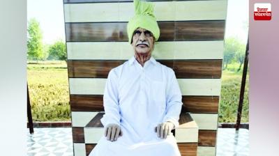 The sculptor of Punjab is helping the families of the deceased by making statues