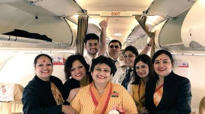 Daughter pilots mother’s last flight as AI crew