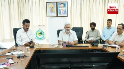 The possibility of a pilot project to plant flowering plants on highways in the state should be considered: Kataruchak