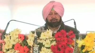 Captain openly warns Pak army Chief