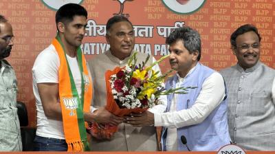 Boxer Vijender Singh joined BJP News 
