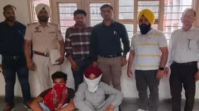 BSF arrested 2 drug smugglers including heroin worth 3.50 crores In Amritsar