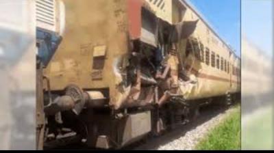  Tractor-Trolley collided with the train