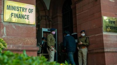 Finance Ministry is considering giving relief to middle class in budget