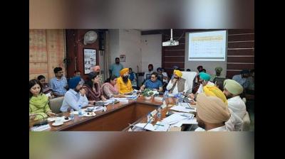 Minister Harbhajan Singh ETO