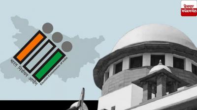 The Election Commission has the constitutional and legal authority to prepare and amend voter lists.