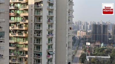 Noida student commits suicide by jumping from 21st floor
