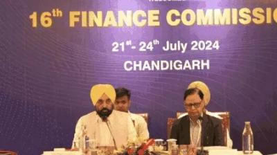 Punjab News: CM Bhagwant Singh Mann raised the issue of crop diversity and industry before the Finance Commission