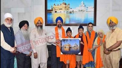 Sikh MP from England Tanmanjit Singh Dhesi paid obeisance at Darbar Sahib