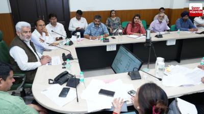 Minister Lal Chand Kataruchak reviewed the wheat procurement and 100 percent e-KYC status of NFSA beneficiaries
