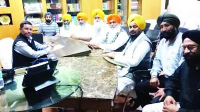 Daljit Singh Bedi with others