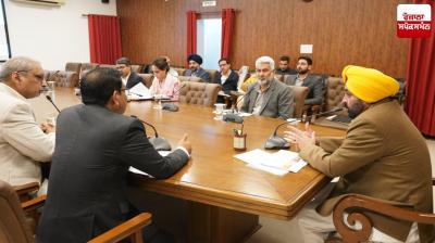 CM asks officials to expedite process of shifting foodgrain stocks to face future problems