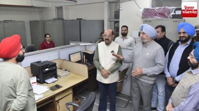 Mohinder Bhagat directs officers to provide effective services for the welfare of ex-servicemen