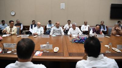 ਵਿਦੇਸ਼ ਮੰਤਰੀ ਐਸ ਜੈਸ਼ੰਕਰ ਨੇ ਸਰਬ-ਪਾਰਟੀ ਮੀਟਿੰਗ ਕਰਦੇ ਹੋਏ 