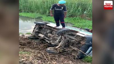 Punjab School van overturned