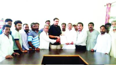 Municipal Corporation Giving Memorandum to SDM