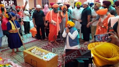 CM attend 22nd anniversary of Kali Bein's 'kar sewa' 