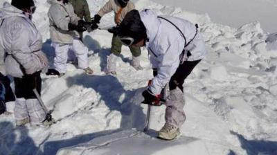Snowfall jammu kashmir 