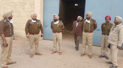  Police seize 210 liters of counterfeit liquor