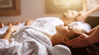 A head massage is a miraculous treatment to keep the body fit