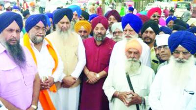 Bhai Gobind Singh Longowal, Manjit SIngh GK with Others