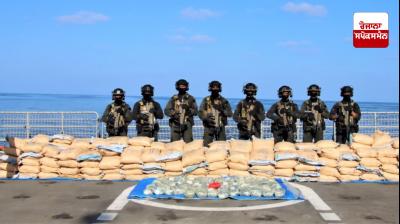 ਭਾਰਤੀ ਜਲ ਸੈਨਾ ਨੇ 2500 ਕਿਲੋਗ੍ਰਾਮ ਨਸ਼ੀਲਾ ਪਦਾਰਥ ਕੀਤਾ ਜ਼ਬਤ 