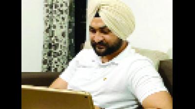 ਖੇਡ ਮੰਤਰੀ ਸੰਦੀਪ ਸਿੰਘ ਜਾਣਕਾਰੀ ਦਿੰਦੇ ਹੋਏ।