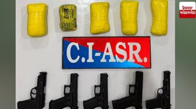 Amritsar Police arrests 2 smugglers with 2.5 kg heroin