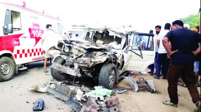 Dead Bodies near the Scorpio Vehicle in the accident