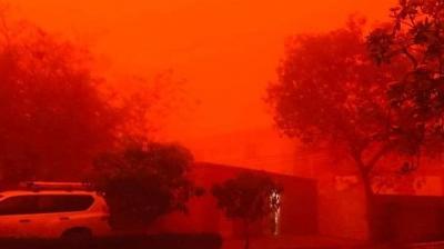 Sandstorm in niger capital niamey sky become red photos viral on social media