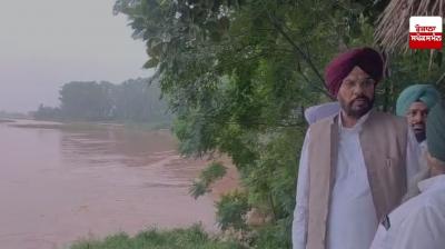 ਸਾਬਕਾ ਕੈਬਨਿਟ ਮੰਤਰੀ ਅਤੇ ਵਿਧਾਇਕ ਕੁਲਦੀਪ ਸਿੰਘ ਧਾਲੀਵਾਲ