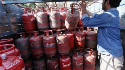 Price reduces of Gas