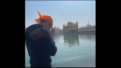 Famous Bollywood actor Arjun Rampal paid obeisance at Sri Darbar Sahib