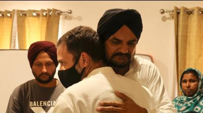 Rahul Gandhi meets Sidhu Moose Wala's family 