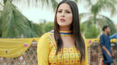 Jassie gill shehnaz breaking down sidharth shukla paras chhabra