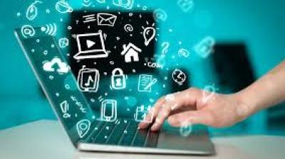 Modi govt pursuing universal Internet by 2022: Ajit Pai