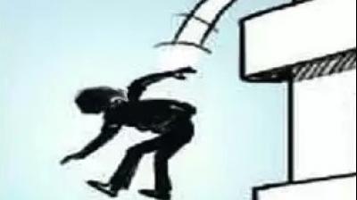 ਤੀਜੀ ਮੰਜ਼ਿਲ ਤੋਂ ਵਿਦਿਆਰਥਣ ਨੇ ਮਾਰੀ ਛਾਲ