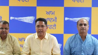 Minister Aman Arora praised the Punjab Police for quickly solving the theft case in Khanna's temple