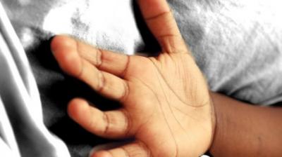 2 children swinging in the fair got electrocuted