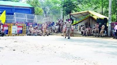 Preparations are being made to pick up the protesting farmers,